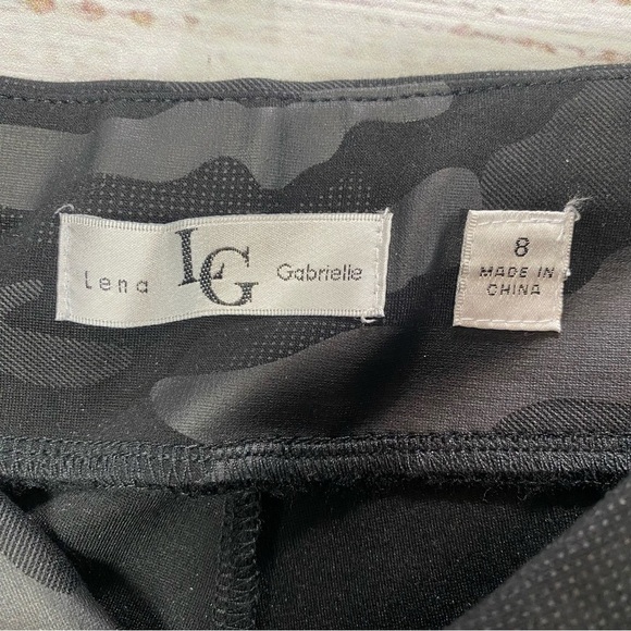 LENA GABRIELLE CAMO BLACK FAUX LEATHER LEGGINGS - Picture 5 of 8